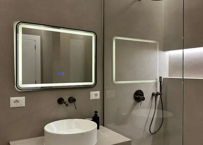 Bright & Modern Family Flat تيرانا